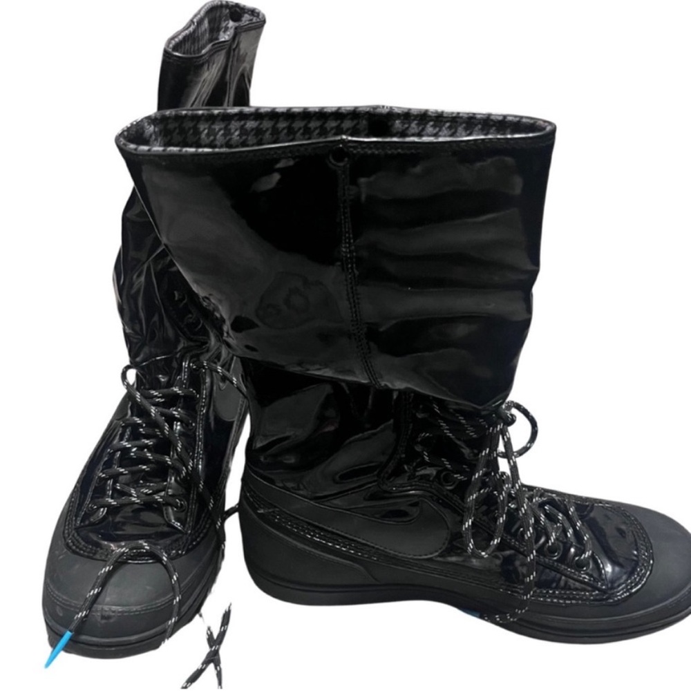 Nike Storm Warrior High Top Laced Black Rainboots size 7